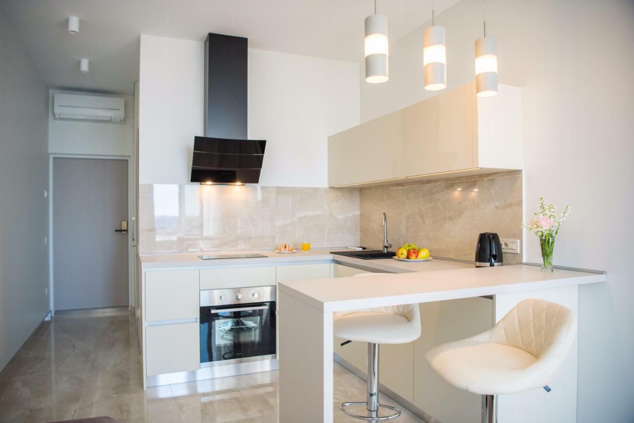 Sea Star Apartments Odesa Exterior photo